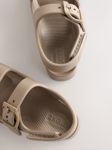 Next Открытая обувь в Бежевый