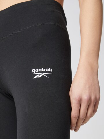 Reebok Skinny Sportovní kalhoty – černá