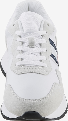 Tommy Jeans Sneaker 'ESSENTIAL' in Weiß