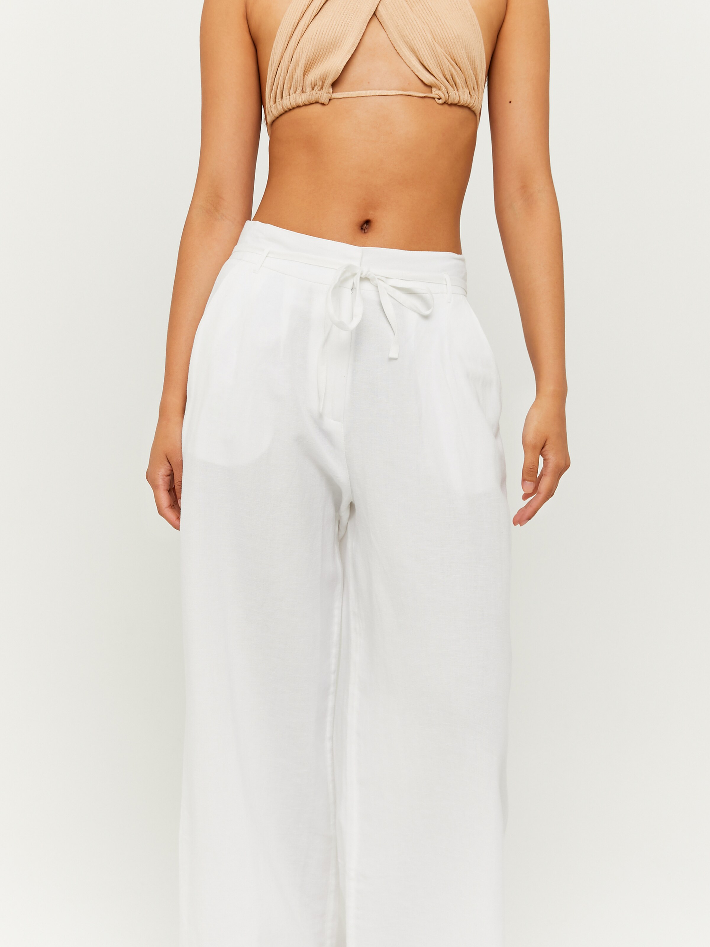 Tally Weijl Pants in White | ABOUT YOU