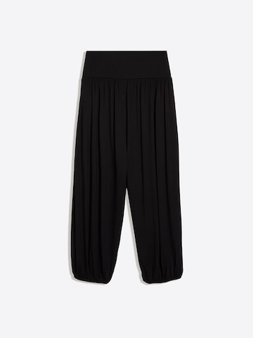 Bershka Barrel Hose in Schwarz