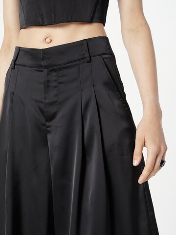 Wide Leg Pantalon à pince Misspap en noir