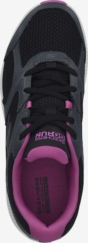 Baskets basses SKECHERS en noir