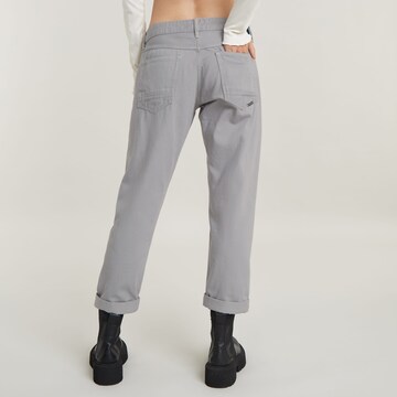G-STAR Tapered Jeans in Grey
