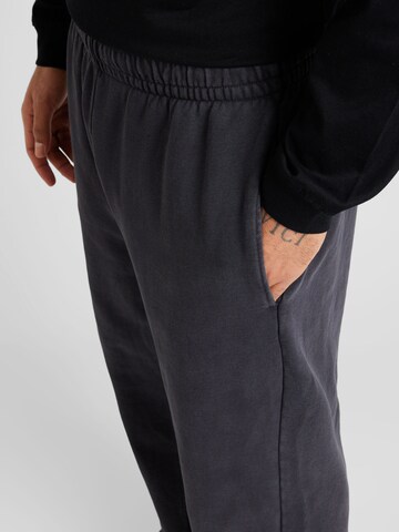 Largi Pantaloni de la TOPMAN pe negru