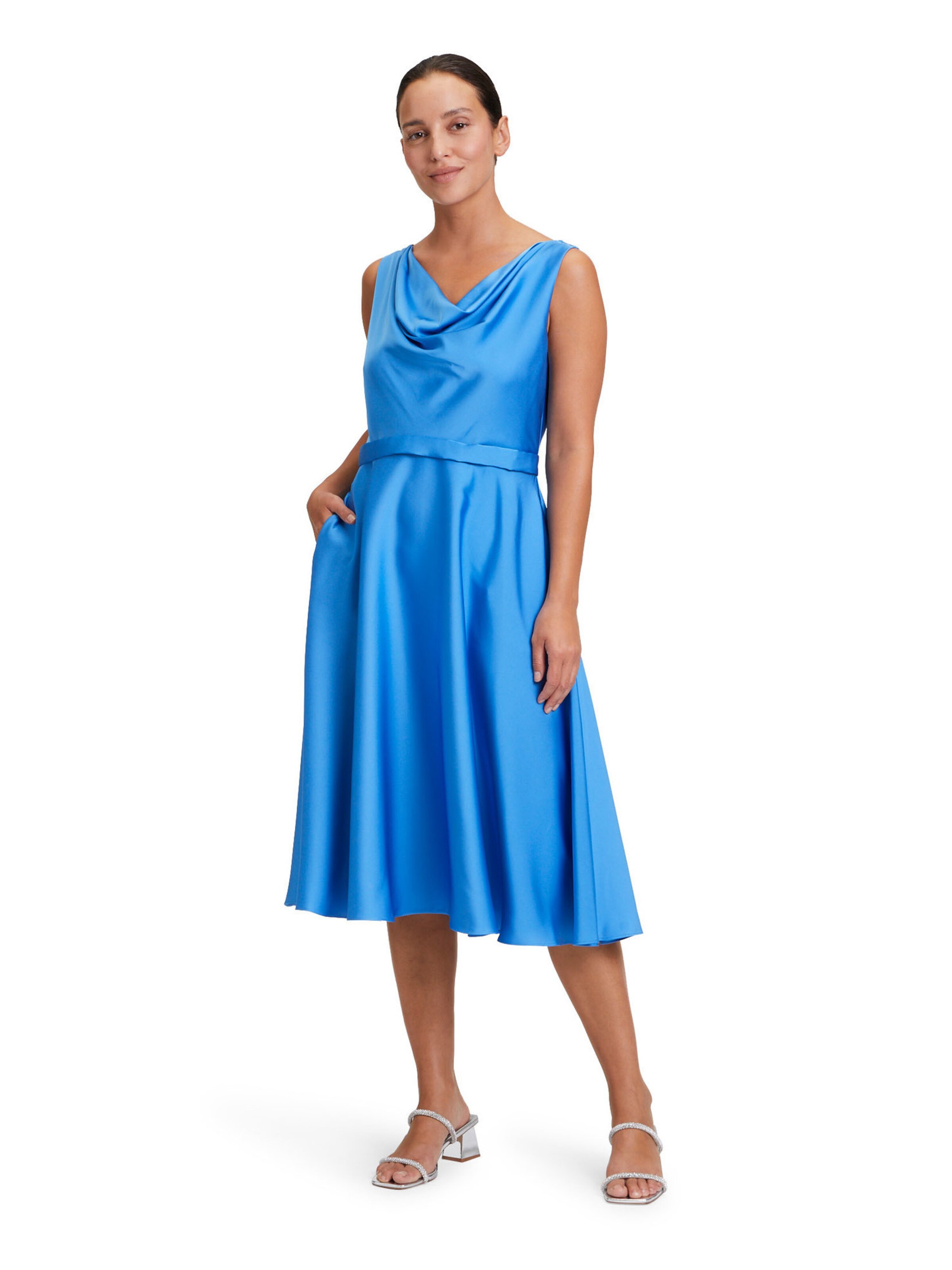Vera Mont Dress in Blue: front