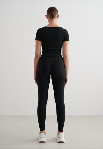 Aim'n Tričko – černá