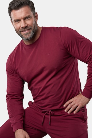 Men Plus Pyjama in Rot