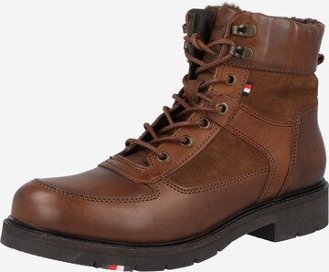 Bottines à lacets TOMMY HILFIGER en marron : devant