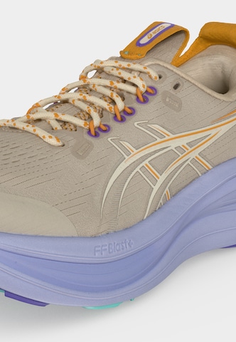 ASICSTenisice za trčanje 'GEL-NIMBUS 28' - bež boja