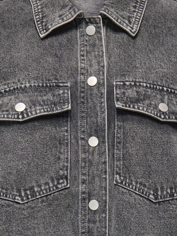 ONLY - Blusa 'ONLBELLE' en gris