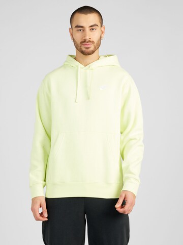 Nike Sportswear - Regular Fit Sweatshirt 'Club Fleece' em verde: frente