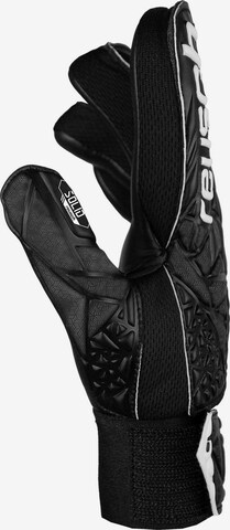 REUSCH Athletic Gloves 'Attrakt' in Black