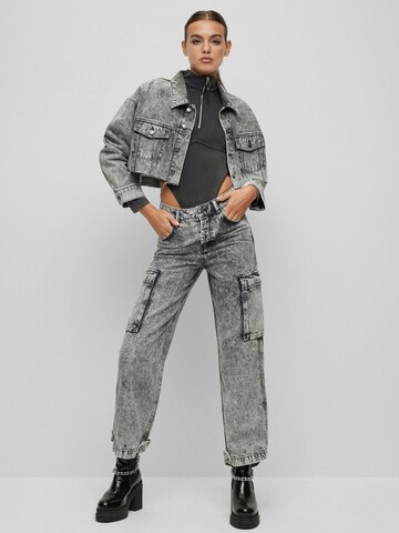 HUGO Loosefit Jeans in Grau