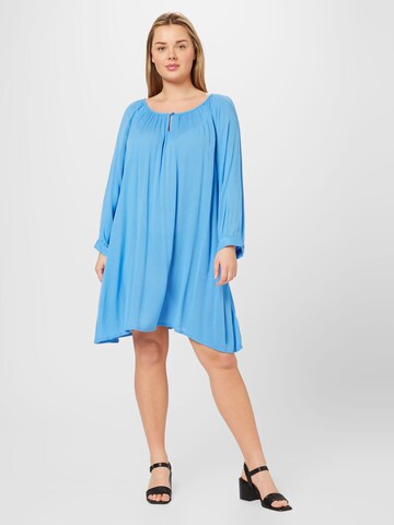 KAFFE CURVE Tunic 'Ami' in Blue: front