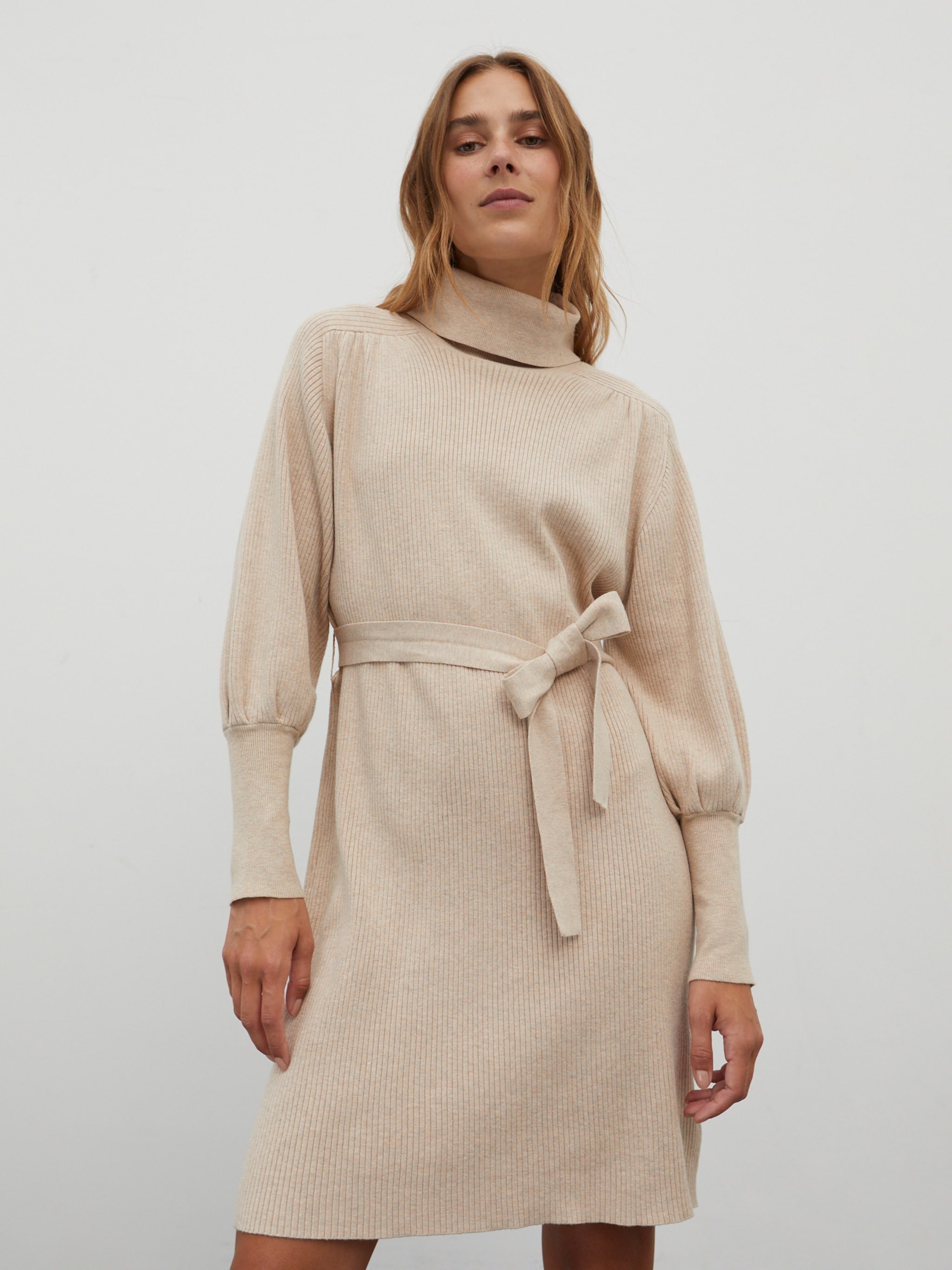 EDITED Produits Robes en maille 'Malene' beige