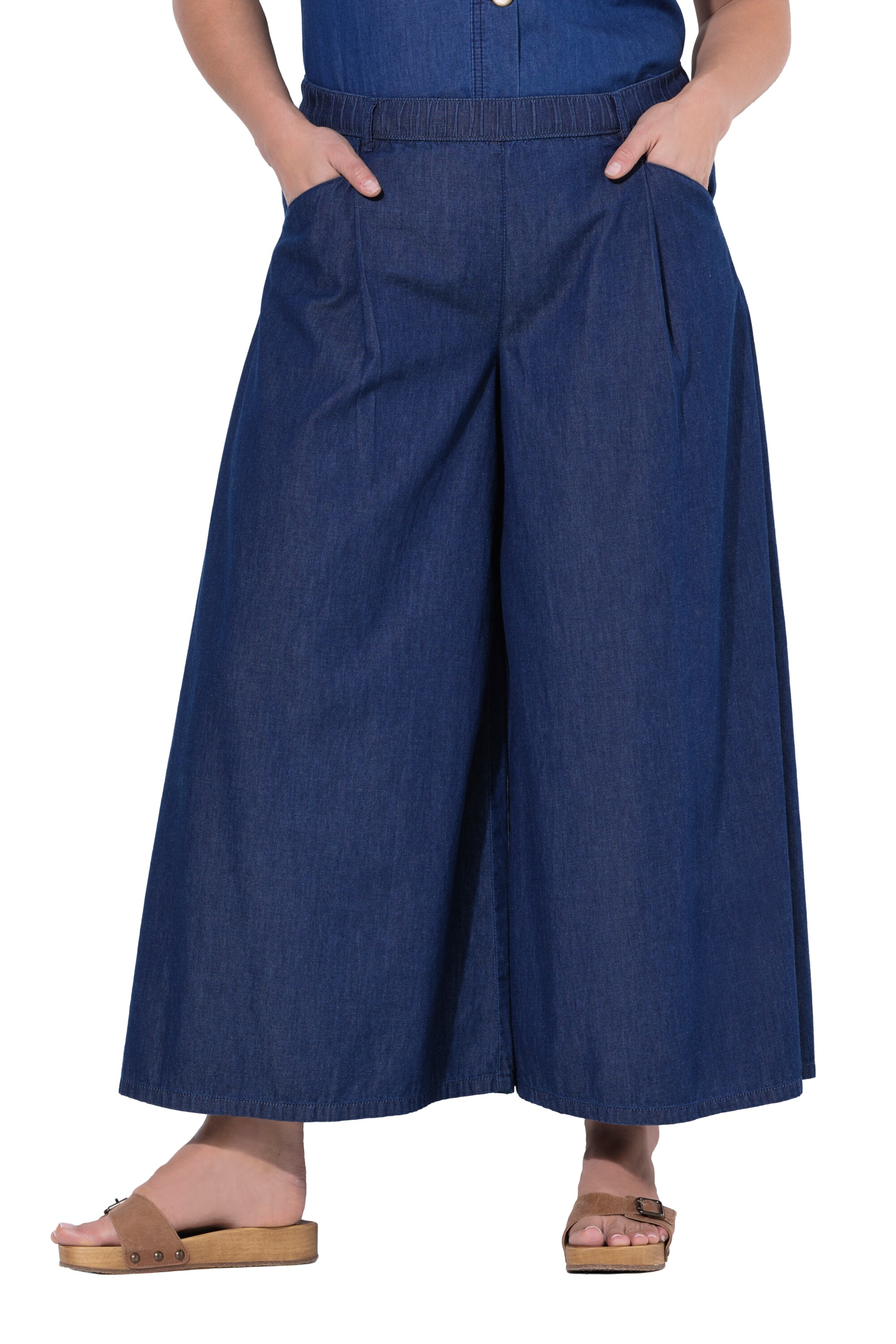 Ulla Popken Loose fit Trousers in Blue: front