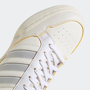 ADIDAS ORIGINALS Trampki niskie 'Continental 80 Stripes' w kolorze beżowy