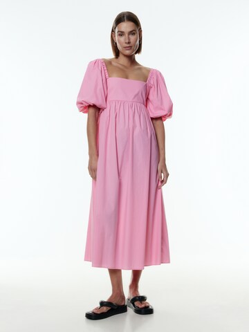 EDITED Sukienka 'Cassidy' w kolorze różowy