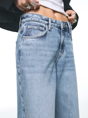 Pull&Bear Wide leg Jeans in Blauw
