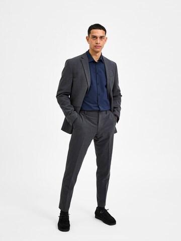 SELECTED HOMME Regular Trousers with creases 'Josh' in Grey