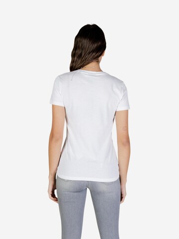 Top 'XW002330 AF10356' di ARMANI EXCHANGE in bianco