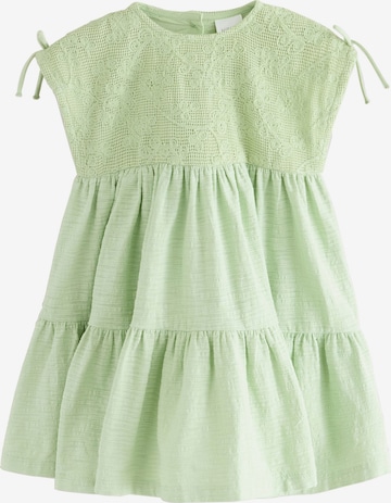 Next Mekko värissä vihreä: etupuoli