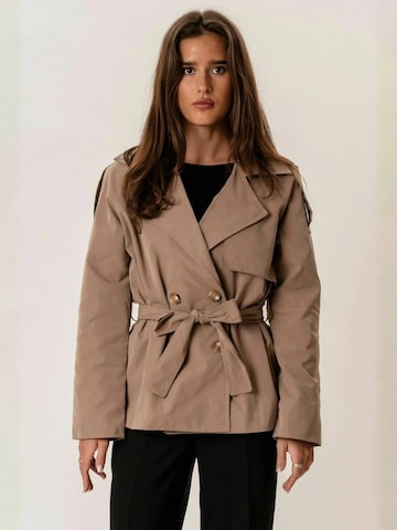 TEESHOPPEN Between-season jacket ' Sia ' in Beige: front