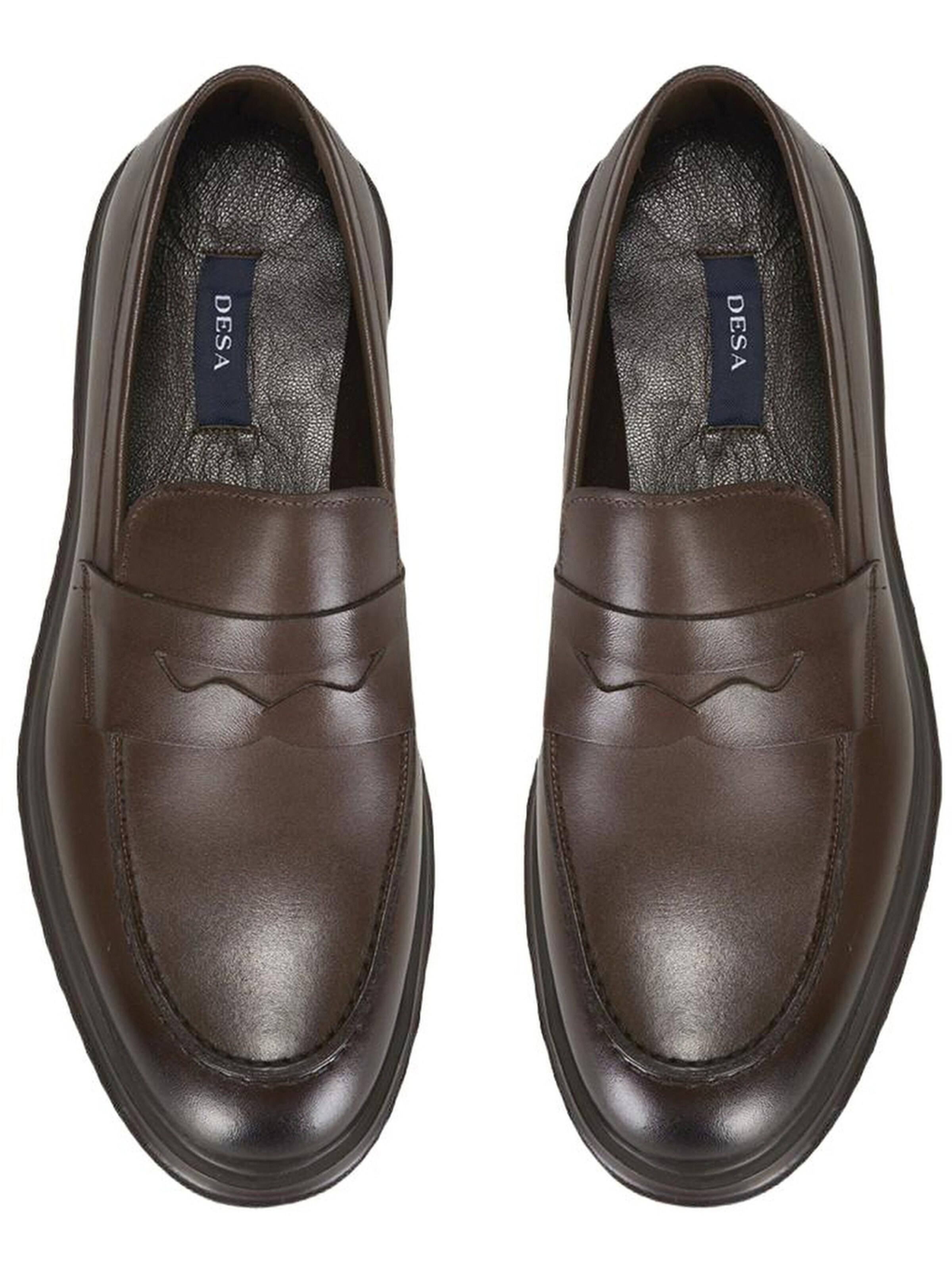 Desa Classic Flats in Brown