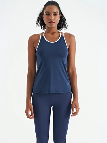 Tommy Life Top | modra barva: sprednja stran