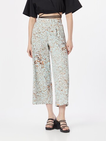 ICHI Boot cut Pleat-Front Pants 'KATE' in Blue: front