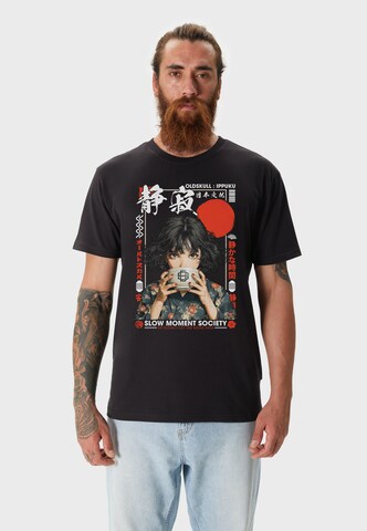 Oldskull Shirt 'Asian Tea Time Kimono Graphic' in Black: front