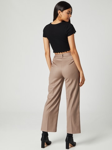 Guido Maria Kretschmer Women - Pierna ancha Pantalón de pinzas 'Connie' en beige