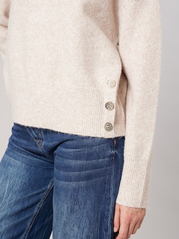 Deeluxe Pullover‌‌‌‌ in Beige