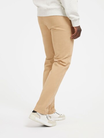 GUESS Slim fit Chino Pants in Beige