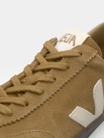 Veja Låg sneaker 'Volley' i brun