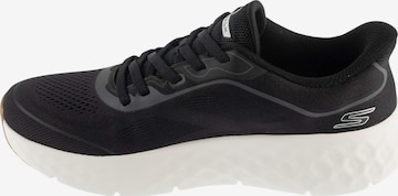 Chaussure de course 'Go Walk Max Cushioning Flex' SKECHERS en noir : devant