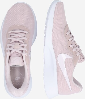 Nike Sportswear Sneakers laag 'Nike Tanjun' in Roze