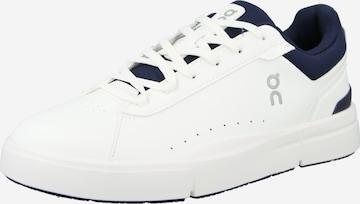 On Sneaker 'THE ROGER Advantage' in Weiß: Vorderseite