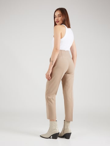 Regular Pantalon à plis 'Jade' ZABAIONE en beige