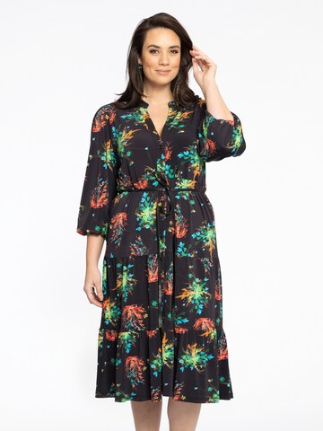 Yoek Shirt Dress in Black: front