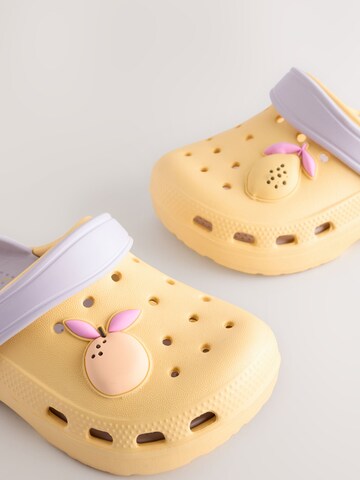 Next Flats in Yellow