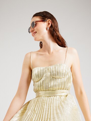 True Decadence Evening dress in Gold