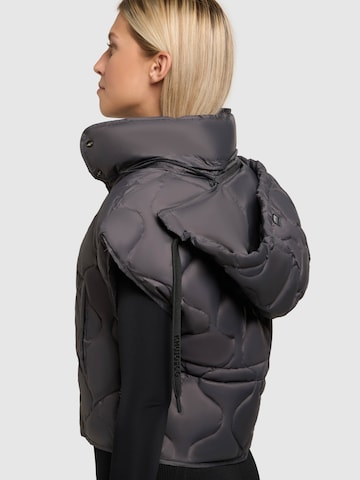 khujo Weste 'Ninga' in Grau