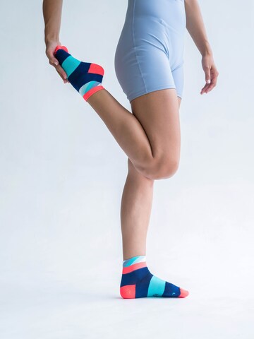 INCYLENCE Athletic Socks 'STRIDES SHORT' in Blue