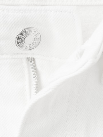 MANGO Široke hlačnice Kavbojke 'KIKA' | bela barva