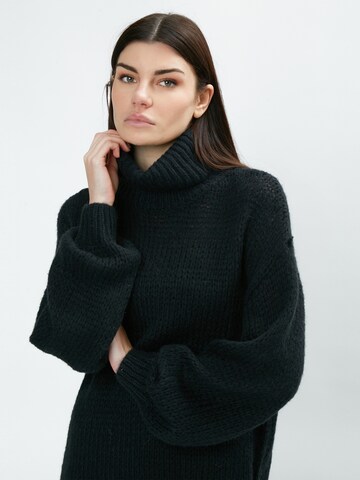 Pullover di Influencer in nero