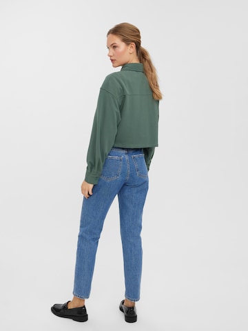 VERO MODA Between-Season Jacket 'Gabriel' in Green