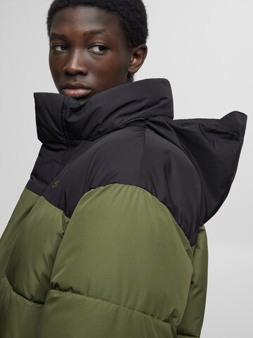 Pull&Bear Winter jacket in Green