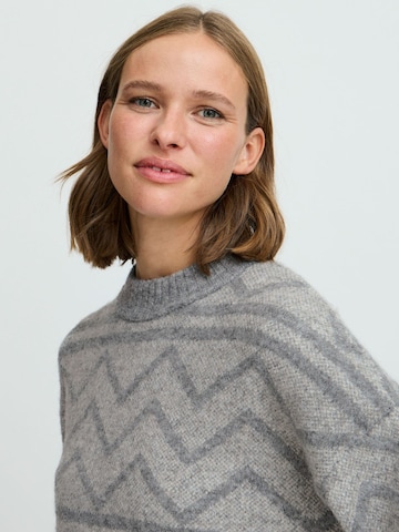b.young - Pullover 'Omea' em cinzento